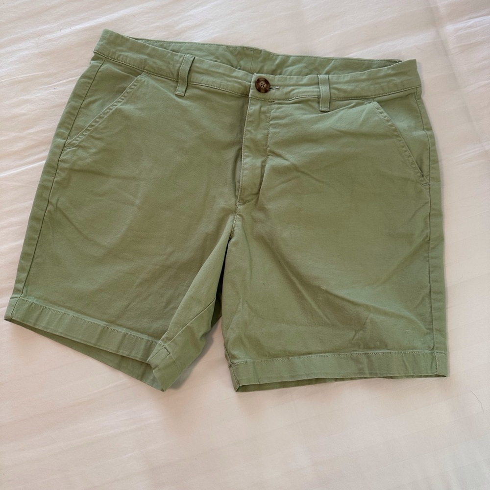 Chubbies shorts
